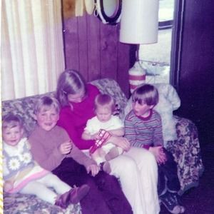 Meet your Posher, Lori